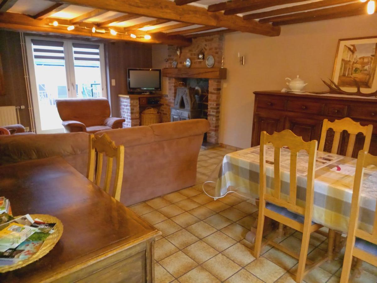 Chez Francoise Et Jean Villa Rochefort Luaran gambar